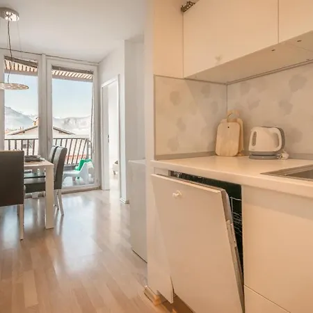 Eurolux - Bohinjska Bistrica * 보히니