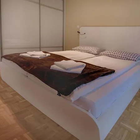 Eurolux - Bohinjska Bistrica 아파트 *